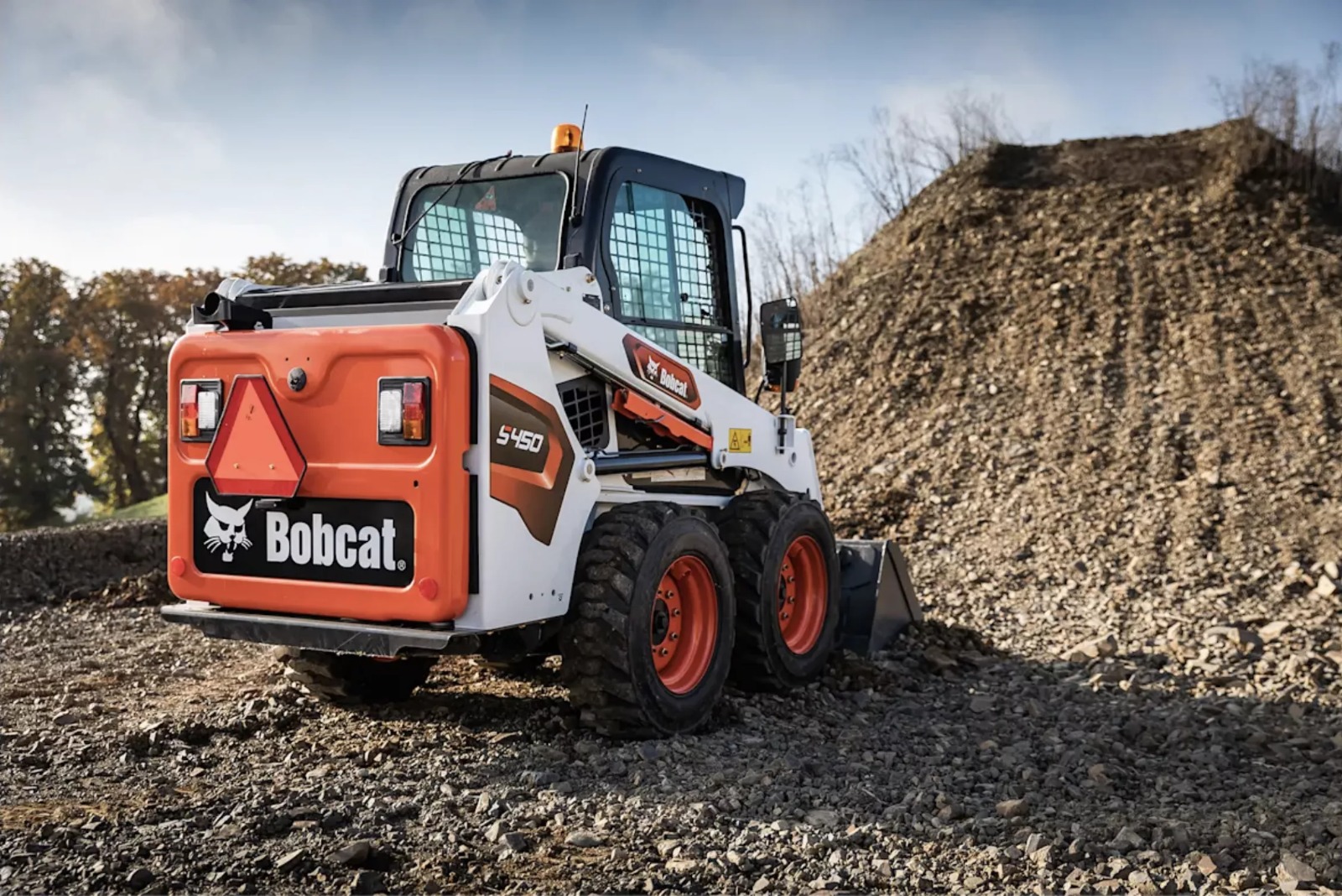 Minicargador Bobcat S450 3